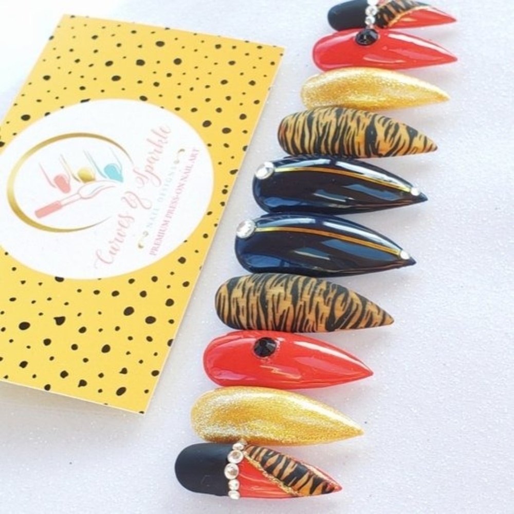 *I like that* Reusable Press on /Custom Nails Set